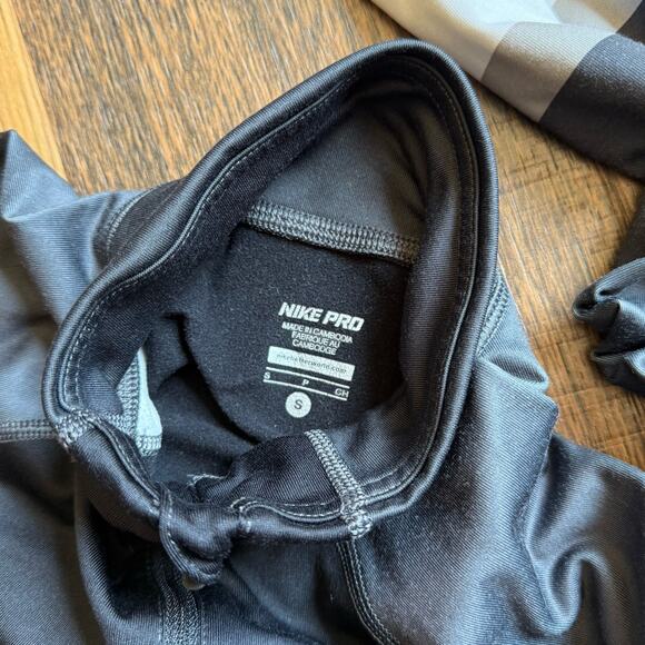 Nike Pro Dri-FIT 1/4 Zip Pullover Women’s Small Black Gray Long Sleeve Shirt - Picture 3 of 4